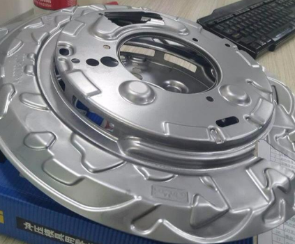 【兆恒機(jī)械】沖壓模具拉伸、成型、沖孔材料使用禁忌及折彎工藝細(xì)節(jié)處理